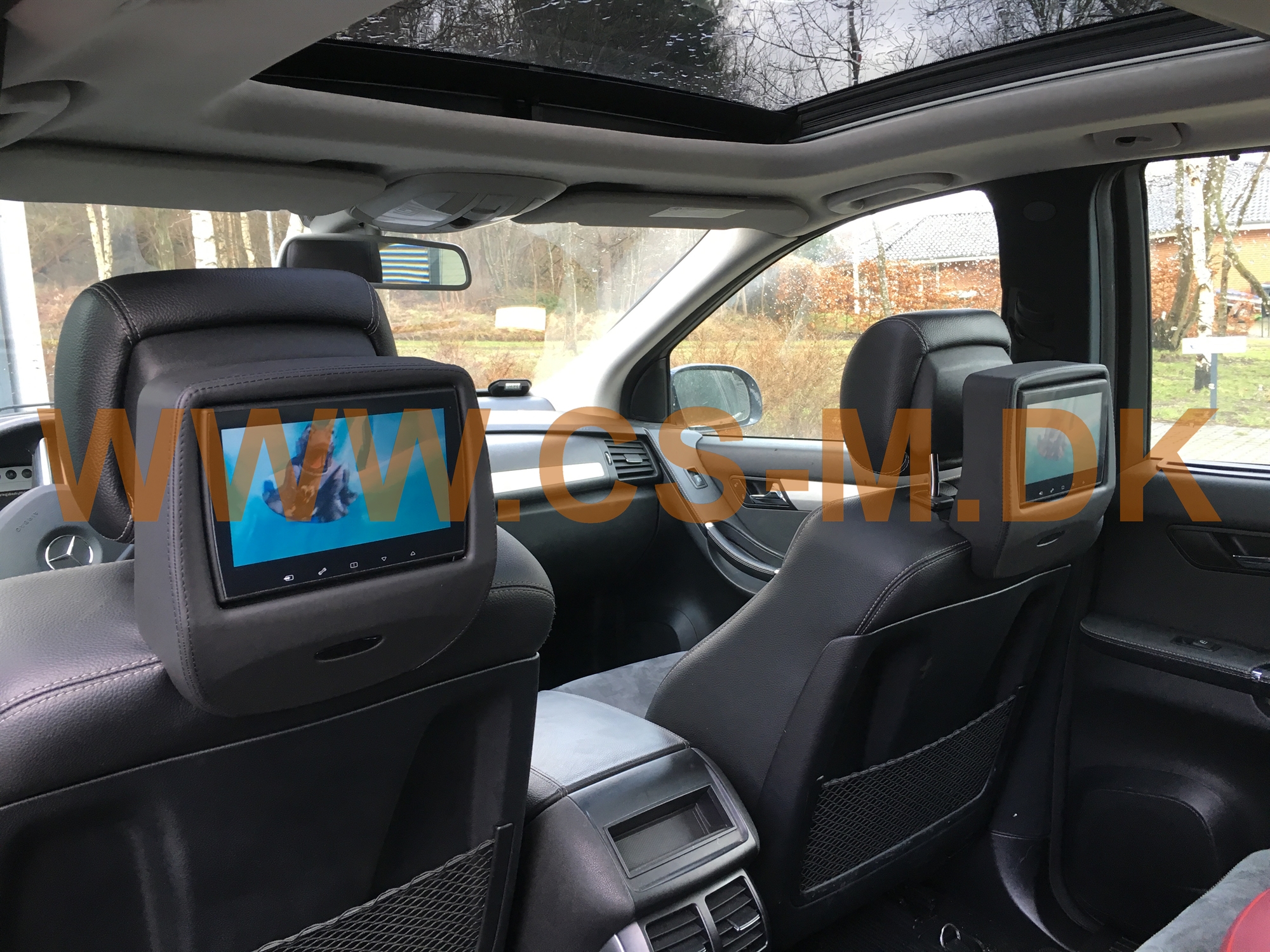 Mercedes R Vision skærmsæt på nakkestøtter